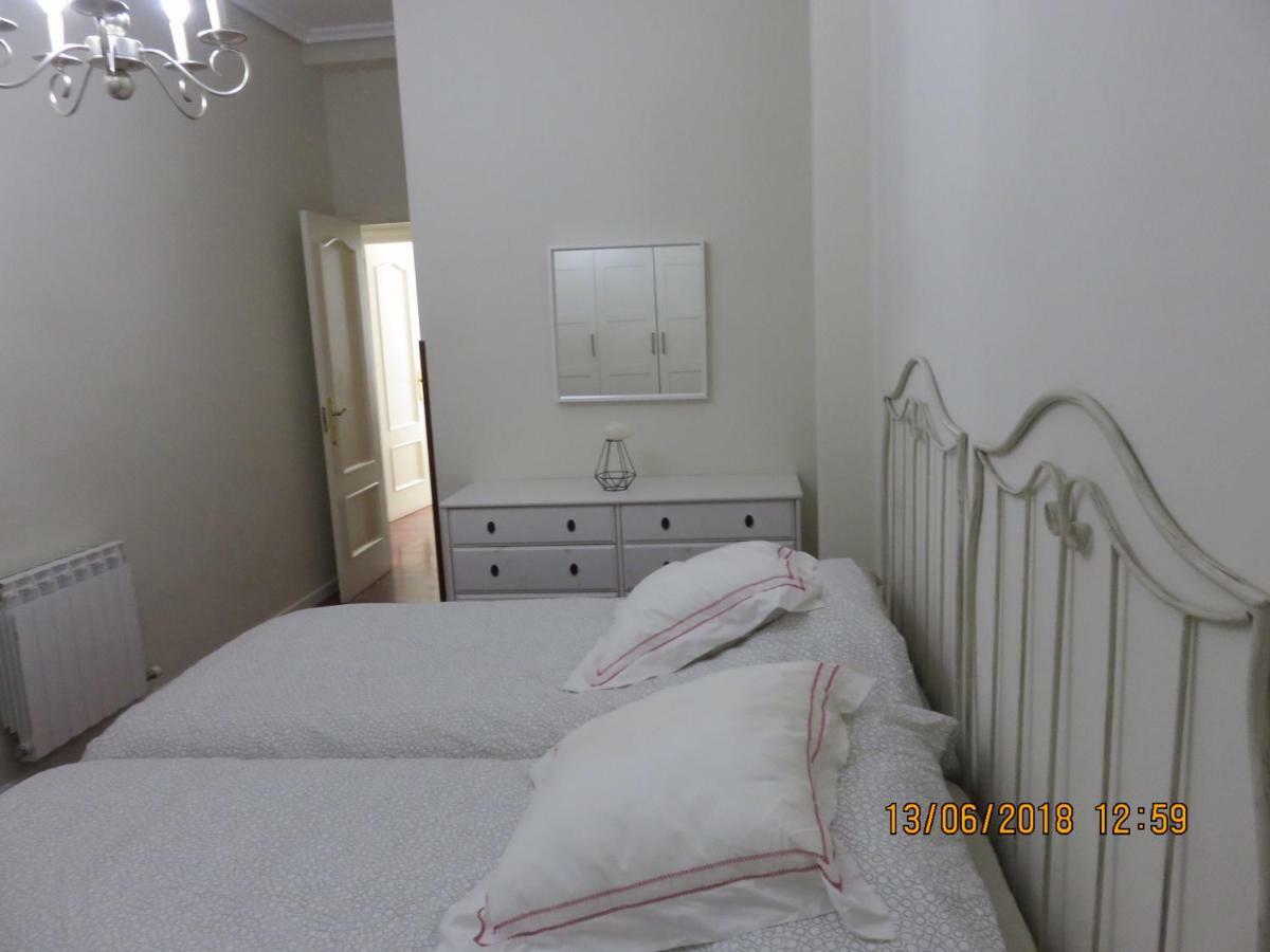 Vut Plaza De La Catedral Apartman Burgo Kültér fotó