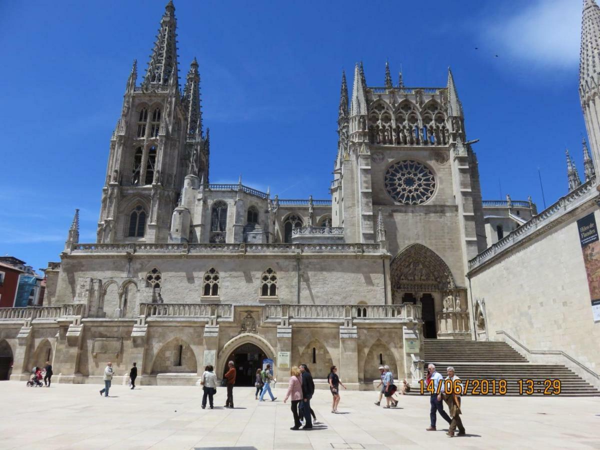 Vut Plaza De La Catedral Apartman Burgo Kültér fotó